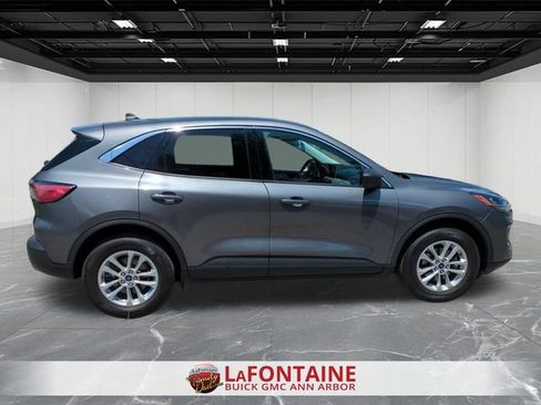 Used 2022 Ford Escape SE w/ Convenience Package AWD/4WD image 9