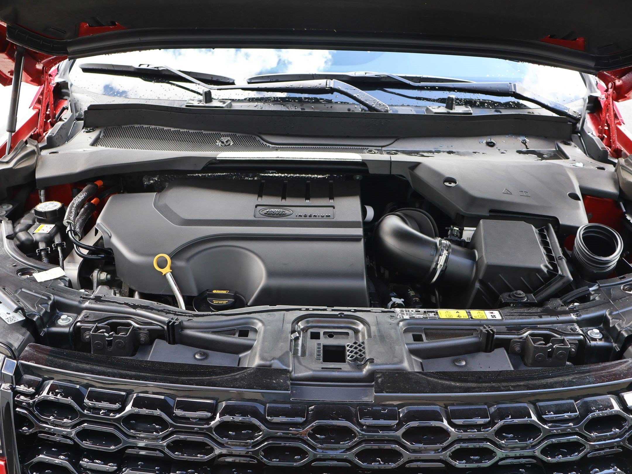 Used 2023 Land Rover Discovery Sport SE R-Dynamic AWD/4WD image 35