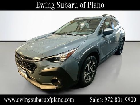 Used 2024 Subaru Crosstrek 2.0i Premium AWD/4WD image 3