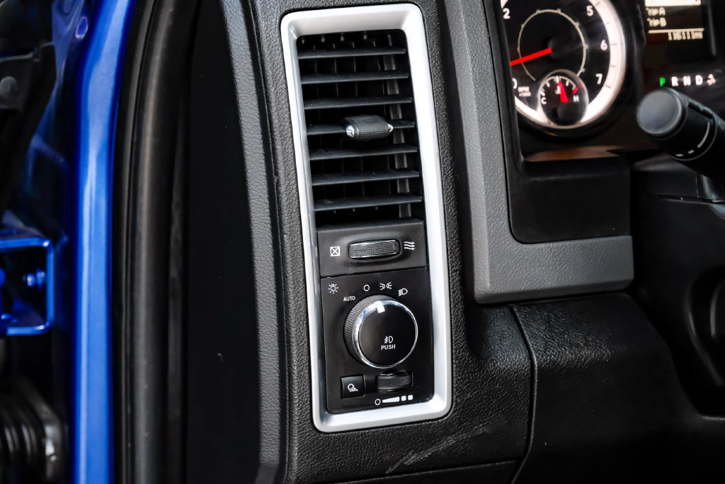 Used 2019 RAM 1500 Express w/ Express Value Package AWD/4WD image 21