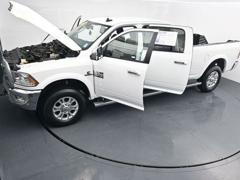 Used 2018 RAM 2500 Laramie AWD/4WD image 35