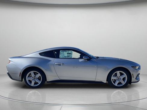 Used 2026 Ford Mustang Coupe RWD image 2