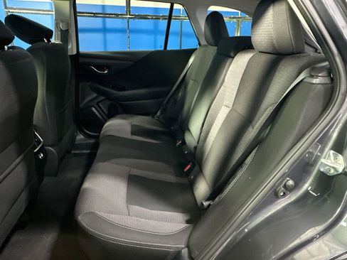 Used 2023 Subaru Outback Premium image 33