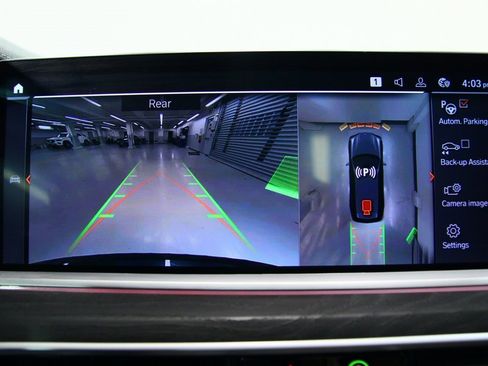 Used 2022 BMW X7 M50i w/ Executive Package image 10