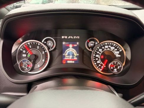 Used 2024 RAM 2500 Big Horn AWD/4WD image 21