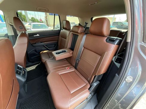 Used 2022 Volkswagen Atlas SE FWD image 20