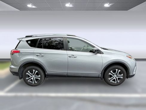 Used 2018 Toyota RAV4 LE w/ All Weather Liner Package AWD/4WD image 6