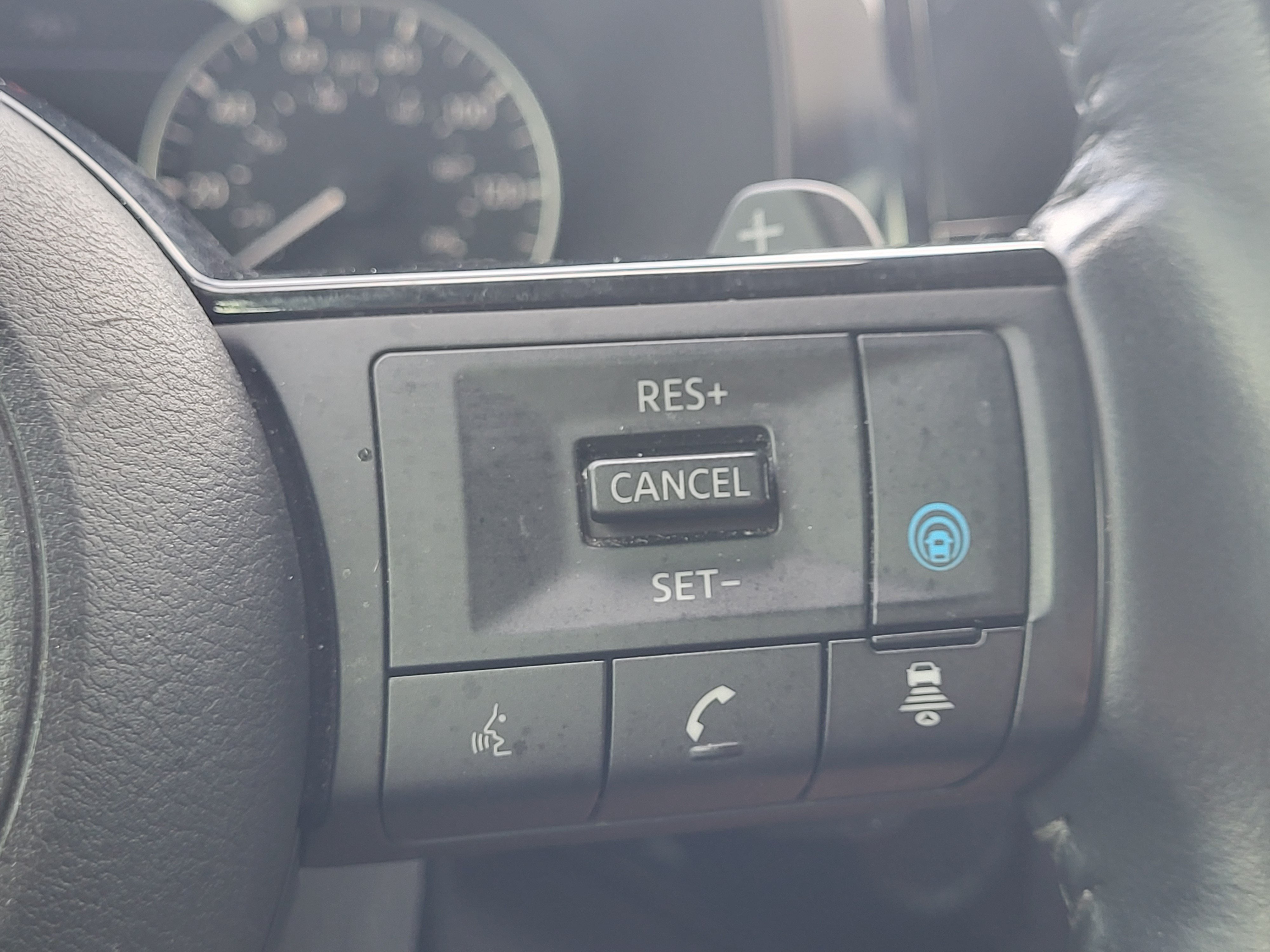 Used 2024 Toyota RAV4 LE AWD/4WD image 23