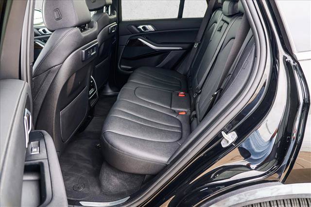 Used 2021 BMW X5 xDrive40i w/ Convenience Package AWD/4WD image 22