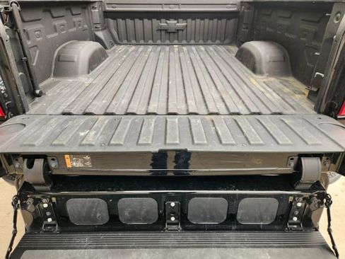 Used 2025 Chevrolet Silverado 2500 LT w/ Texas Edition image 31