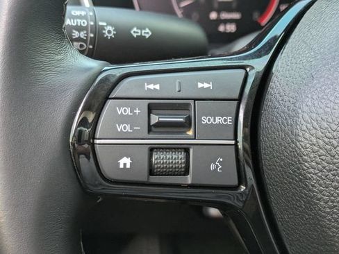 Used 2024 Honda Civic EX-L image 29