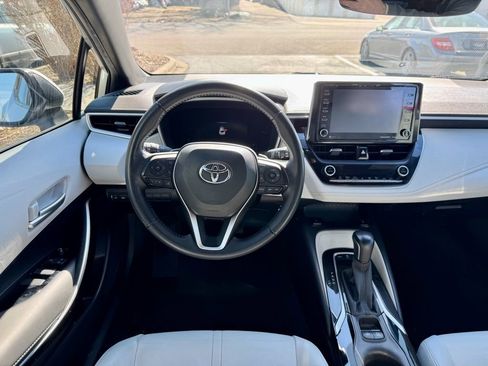 Used 2022 Toyota Corolla XSE image 14