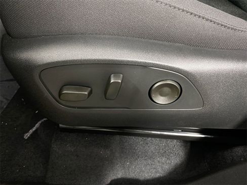 Used 2025 GMC Acadia Elevation w/ Black Edition image 12