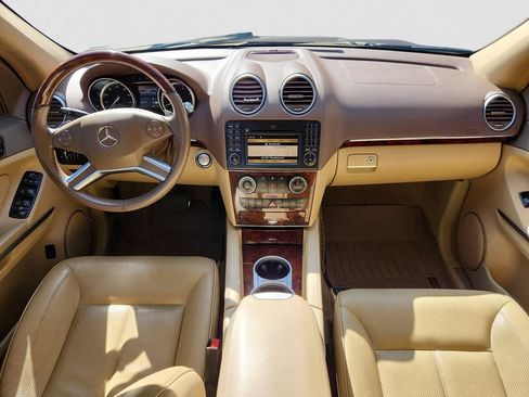 Used 2010 Mercedes-Benz GL 550 4MATIC image 10