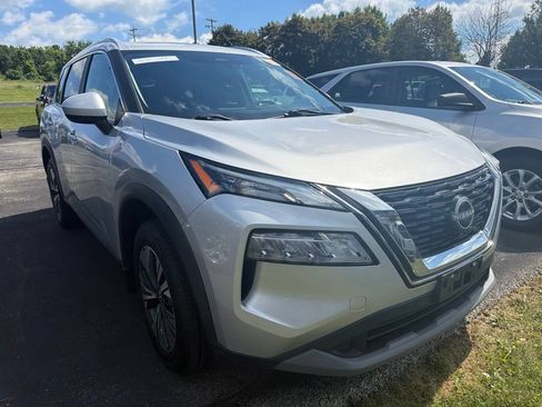 Used 2023 Nissan Rogue SV w/ SV Premium B Package AWD/4WD image 1
