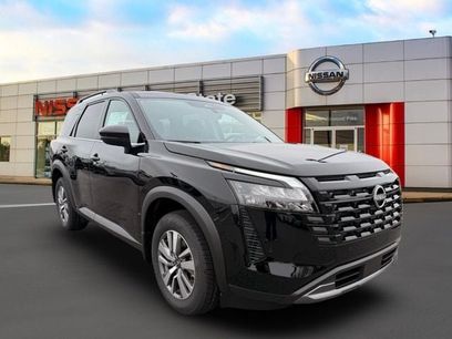 New 2026 Nissan Pathfinder SL