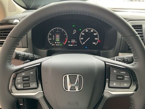 New 2026 Honda Odyssey Touring image 8