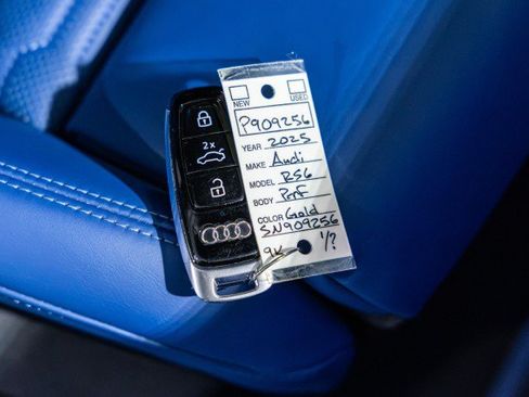Used 2025 Audi RS 6 performance AWD/4WD image 50