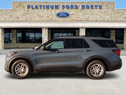 New 2026 Ford Explorer Active w/ Active Comfort Package image 3