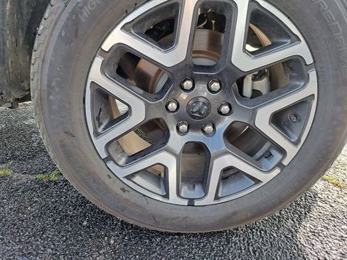 Used 2025 RAM 1500 Laramie image 26