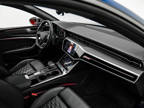 Used 2024 Audi RS 7 Performance w/ Executive Package image 43