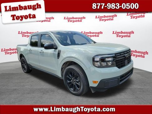 Used 2024 Ford Maverick Lariat w/ Black Appearance Package FWD image 1