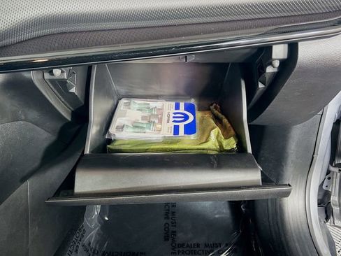 Used 2022 Jeep Compass Altitude FWD image 31