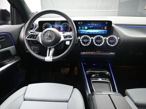 Used 2026 Mercedes-Benz GLA 250 image 9