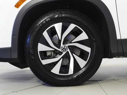 Used 2025 Volkswagen Tiguan S FWD image 5