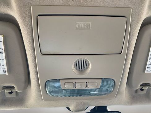 Used 2019 Ford Fiesta SE image 27