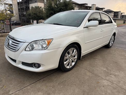 Used 2008 Toyota Avalon XLS image 1