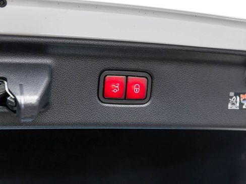 Used 2025 Mercedes-Benz S 63 AMG S w/ Rear Seat Package image 49