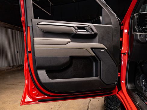 Used 2025 Chevrolet Silverado 1500 ZR2 w/ ZR2 Bison Edition image 30