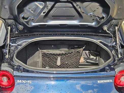Used 2025 MAZDA MX-5 Miata RF Grand Touring RWD image 6