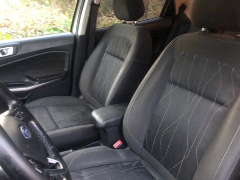Used 2019 Ford EcoSport SE image 14