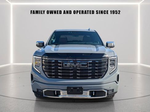 Used 2025 GMC Sierra 1500 Denali Ultimate AWD/4WD image 6