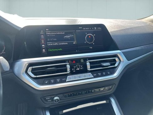 Used 2023 BMW M440i Coupe w/ Premium Package image 26