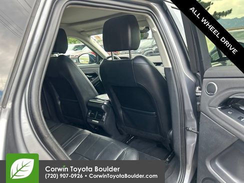 Used 2020 Land Rover Range Rover Evoque SE AWD/4WD image 15