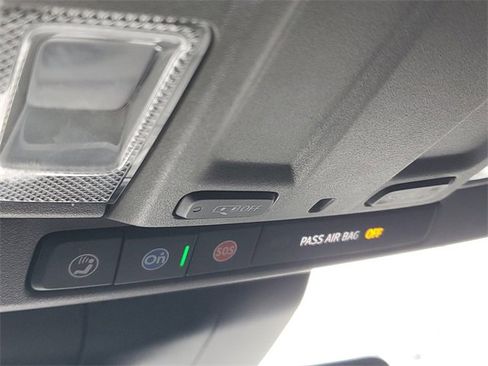 Used 2024 Chevrolet Silverado 2500 LTZ w/ LTZ Convenience Package image 31