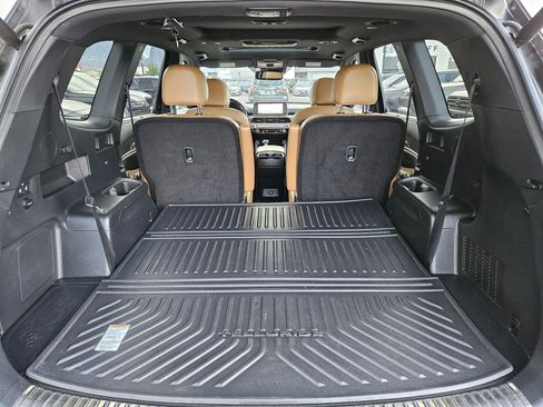 Used 2021 Kia Telluride SX w/ Towing Package AWD/4WD image 32