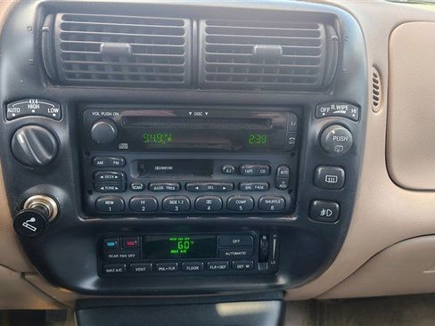 Used 1998 Ford Explorer 4WD 4-Door image 20