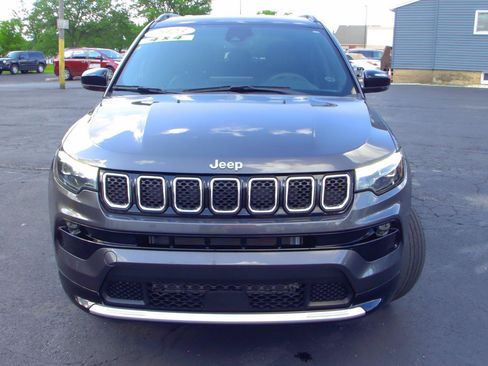 Used 2023 Jeep Compass Limited w/ Elite Group AWD/4WD image 30