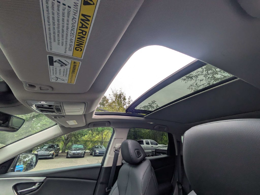 Used 2024 Acura RDX SH-AWD image 19