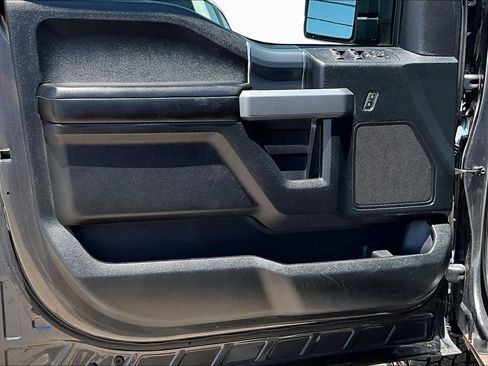 Used 2018 Ford F150 XLT w/ Equipment Group 302A Luxury AWD/4WD image 22