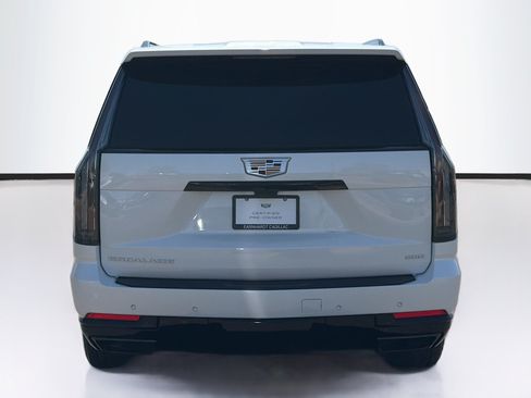 Certified 2025 Cadillac Escalade ESV Sport Platinum AWD/4WD image 6
