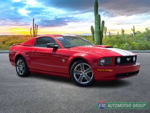 Used 2009 Ford Mustang GT RWD image 2