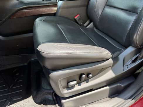 Used 2020 GMC Yukon SLT AWD/4WD image 24