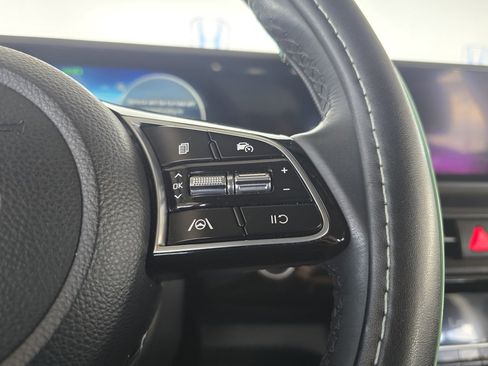 Used 2024 Kia Seltos S image 37