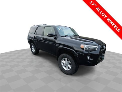 Used 2021 Toyota 4Runner SR5 Premium image 2
