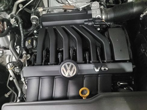 Used 2022 Volkswagen Atlas Cross Sport SE image 30